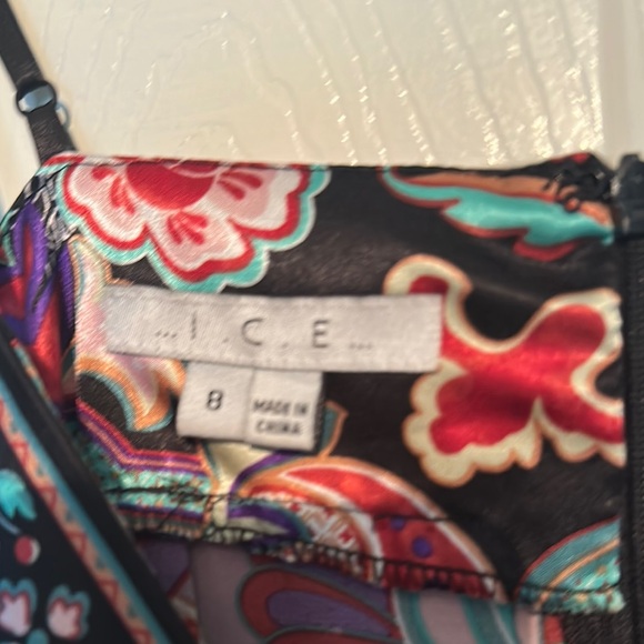 Floral Black‎ Dress - Picture 2 of 5